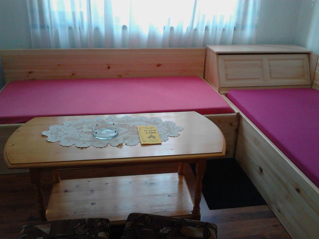 Family Hotel Shisharka 巴塔克 外观 照片